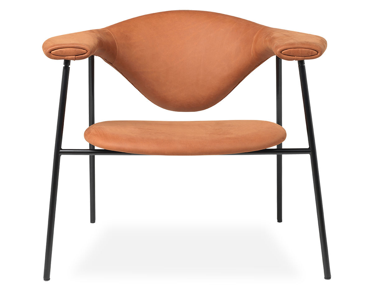 masculo lounge chair with 4 leg base