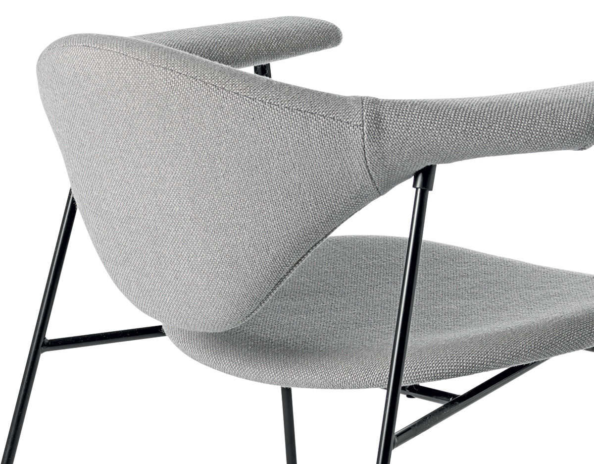 masculo sled base chair