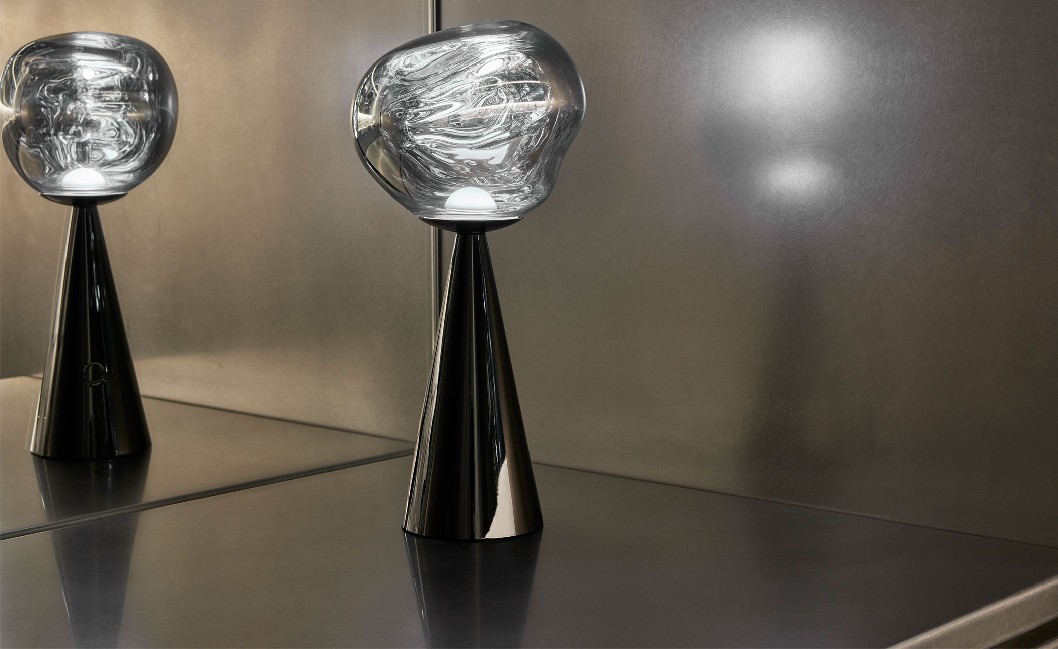 Melt Portable Table Lamp