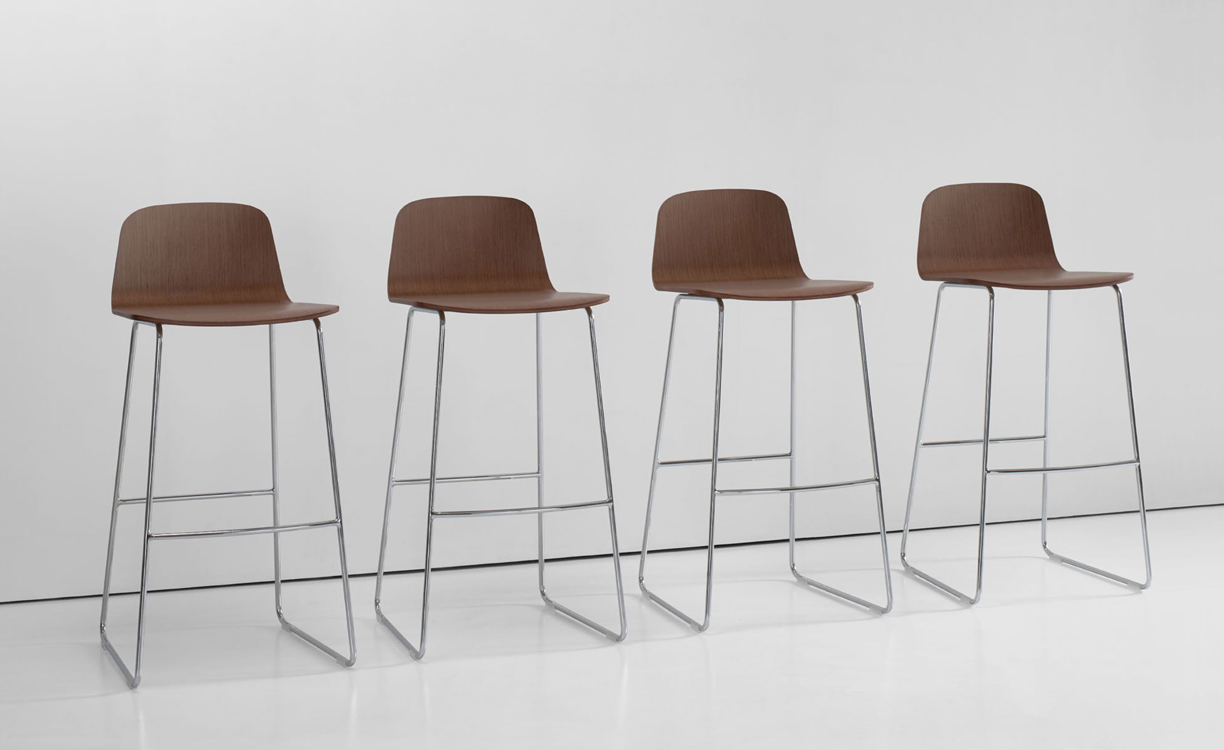 Mezzo Stool