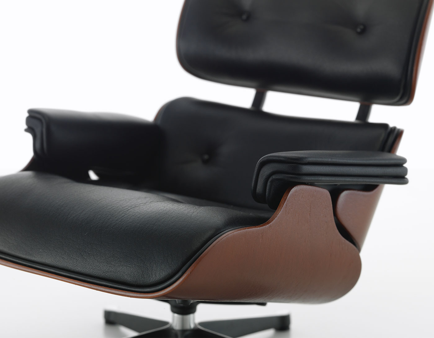 Miniature Eames Lounge & Ottoman