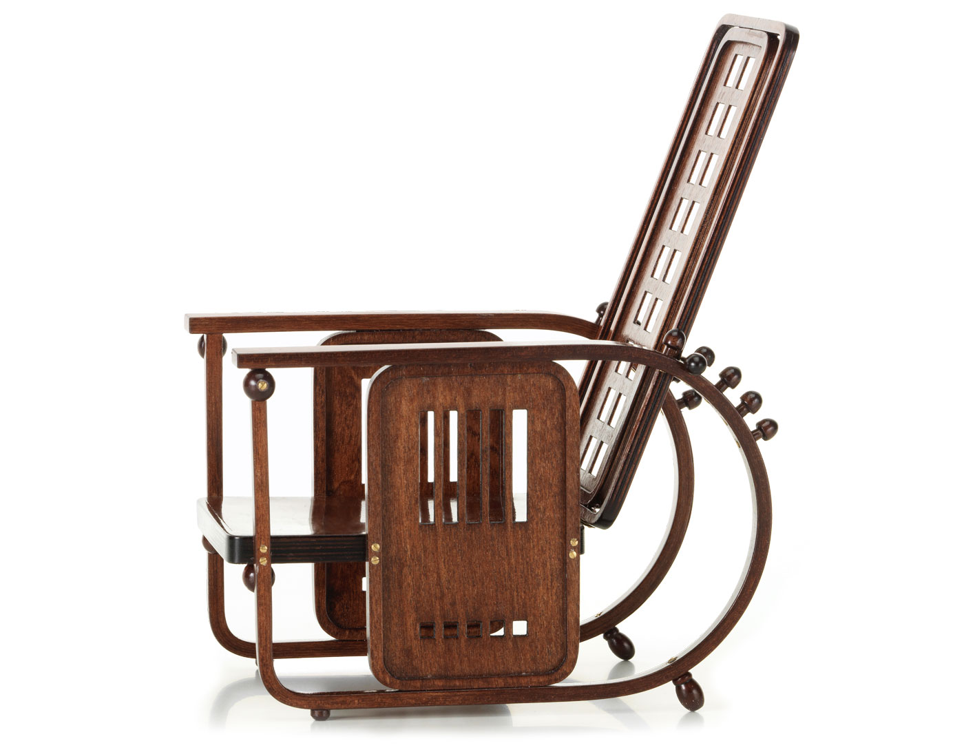 miniature sitting machine