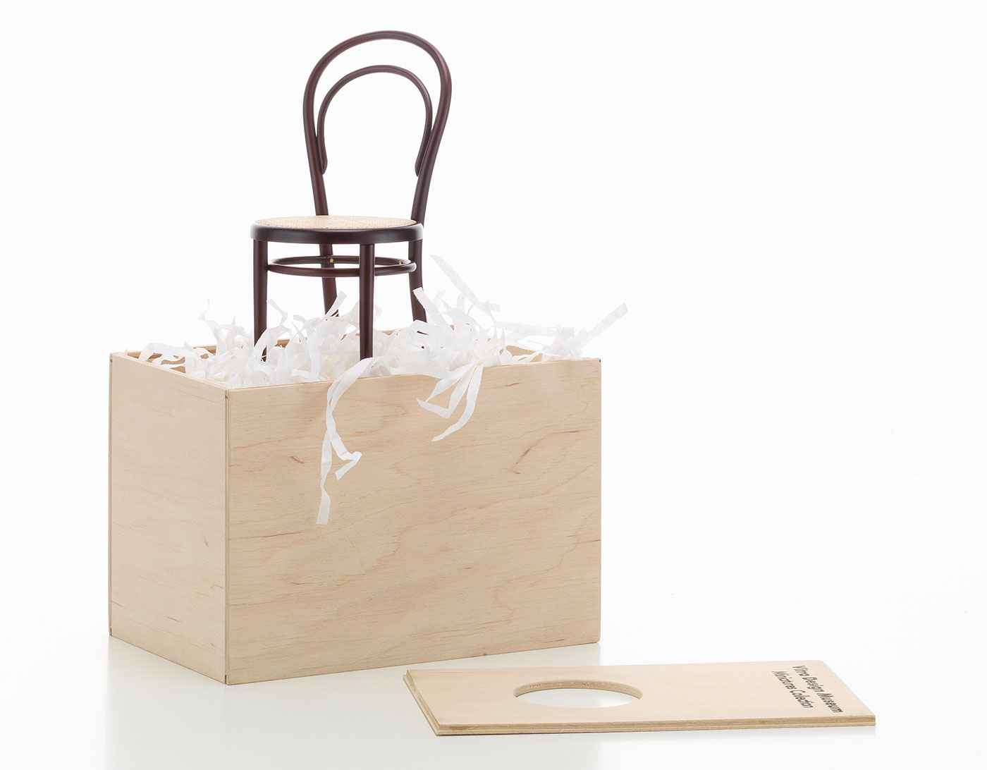 miniature thonet chair no. 14