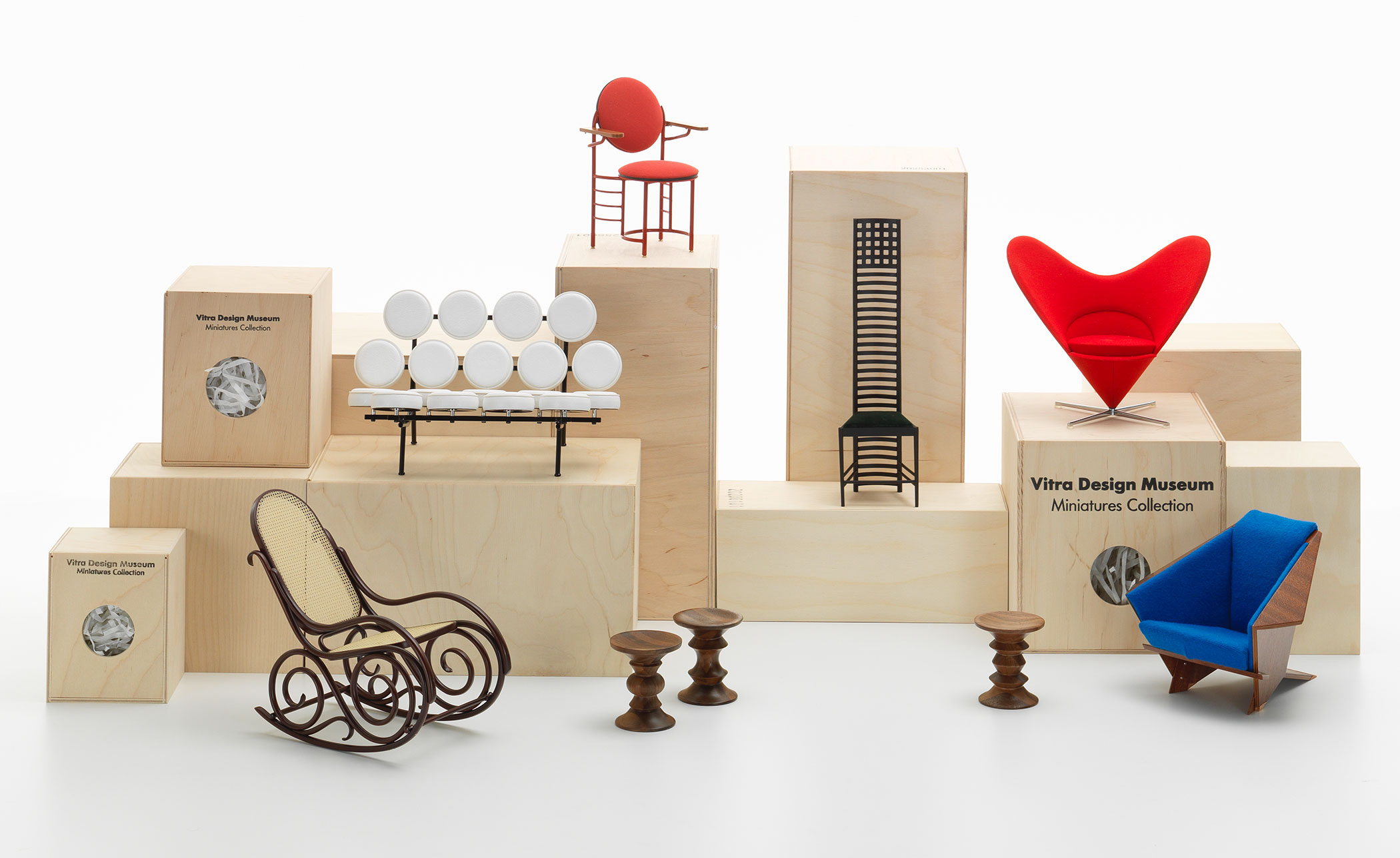 Miniature Tom Vac Chair