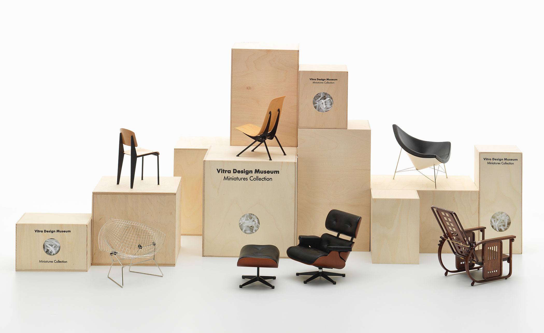 Miniature Tom Vac Chair
