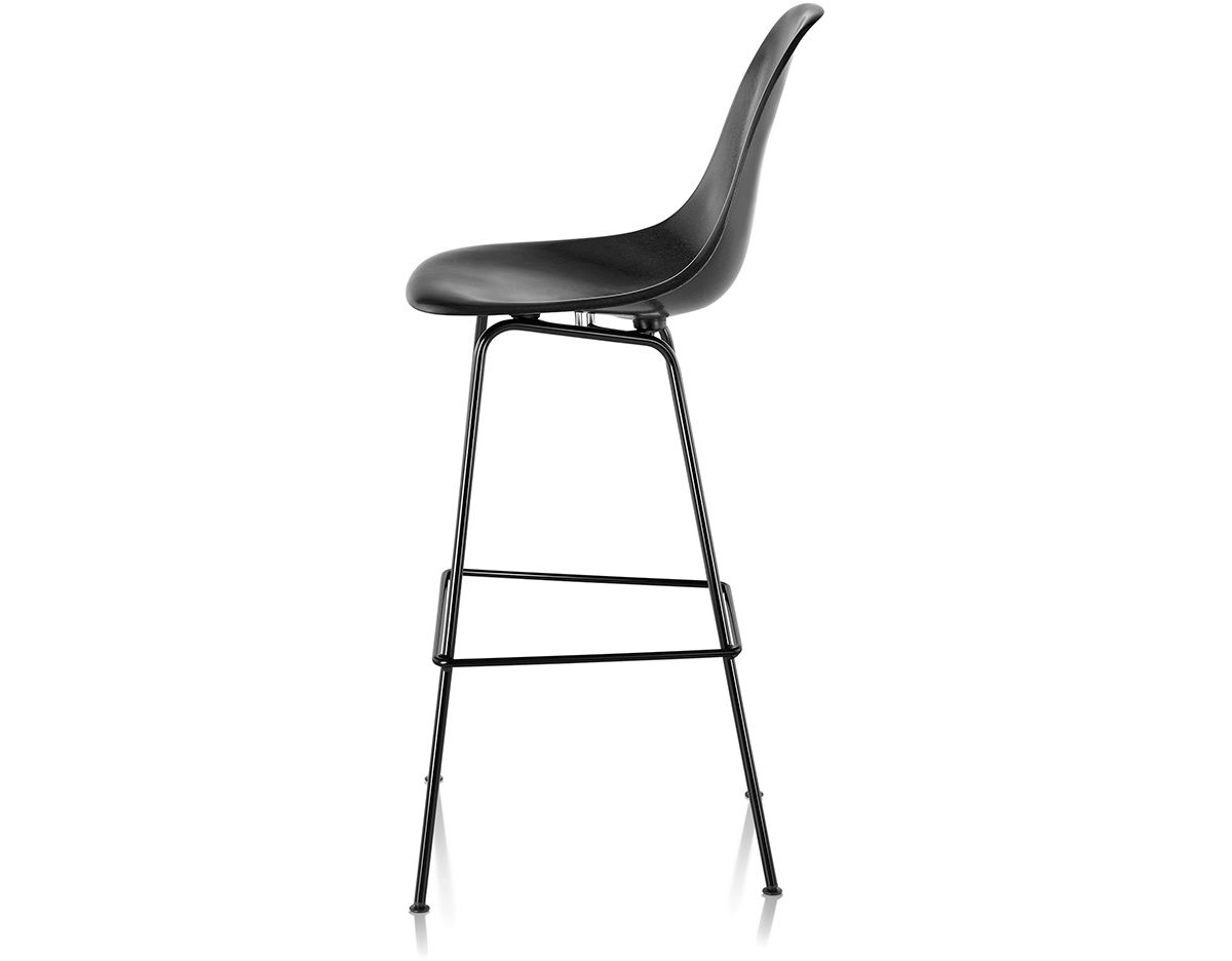 eames&reg; molded fiberglass stool