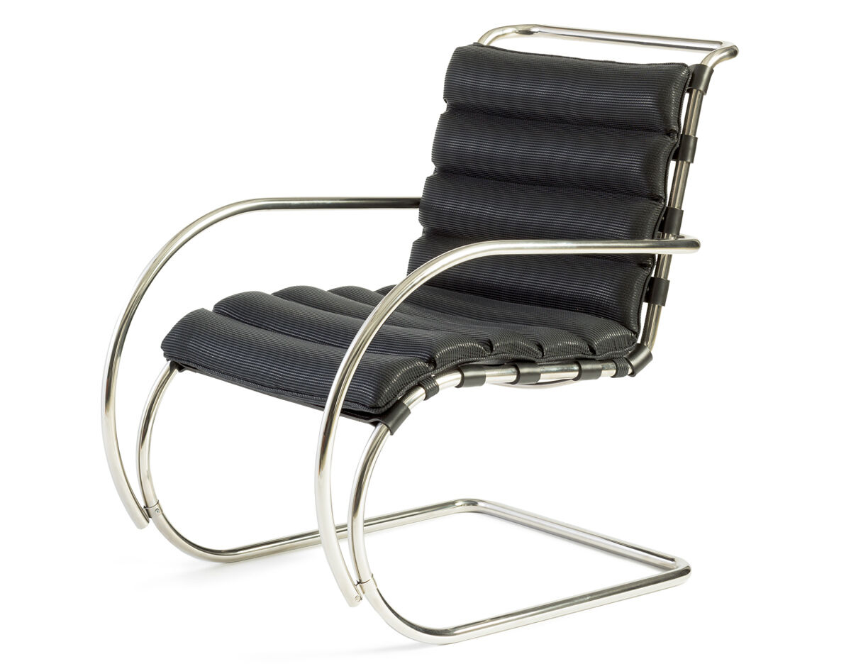 mr lounge chair with arms