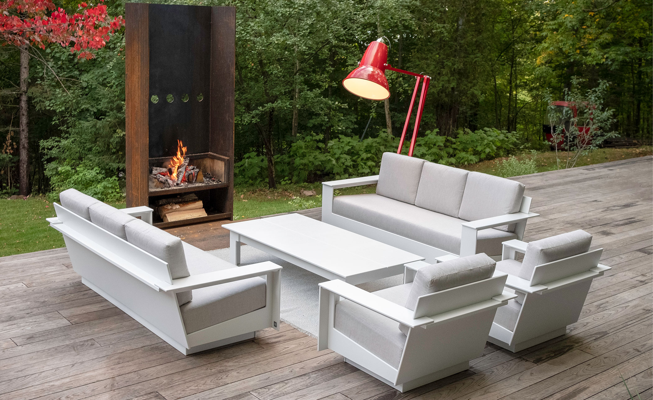 Nisswa Lounge