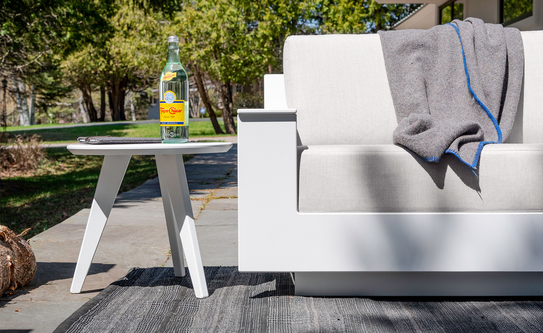 Nisswa Loveseat