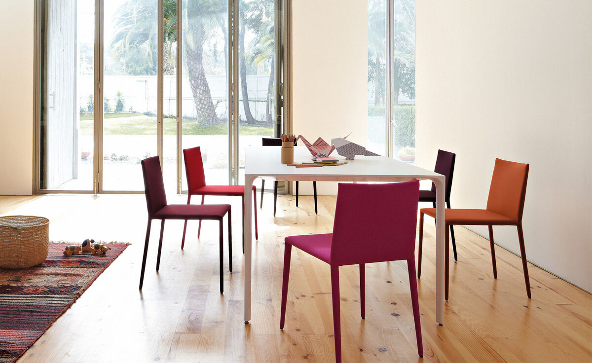 nuur table