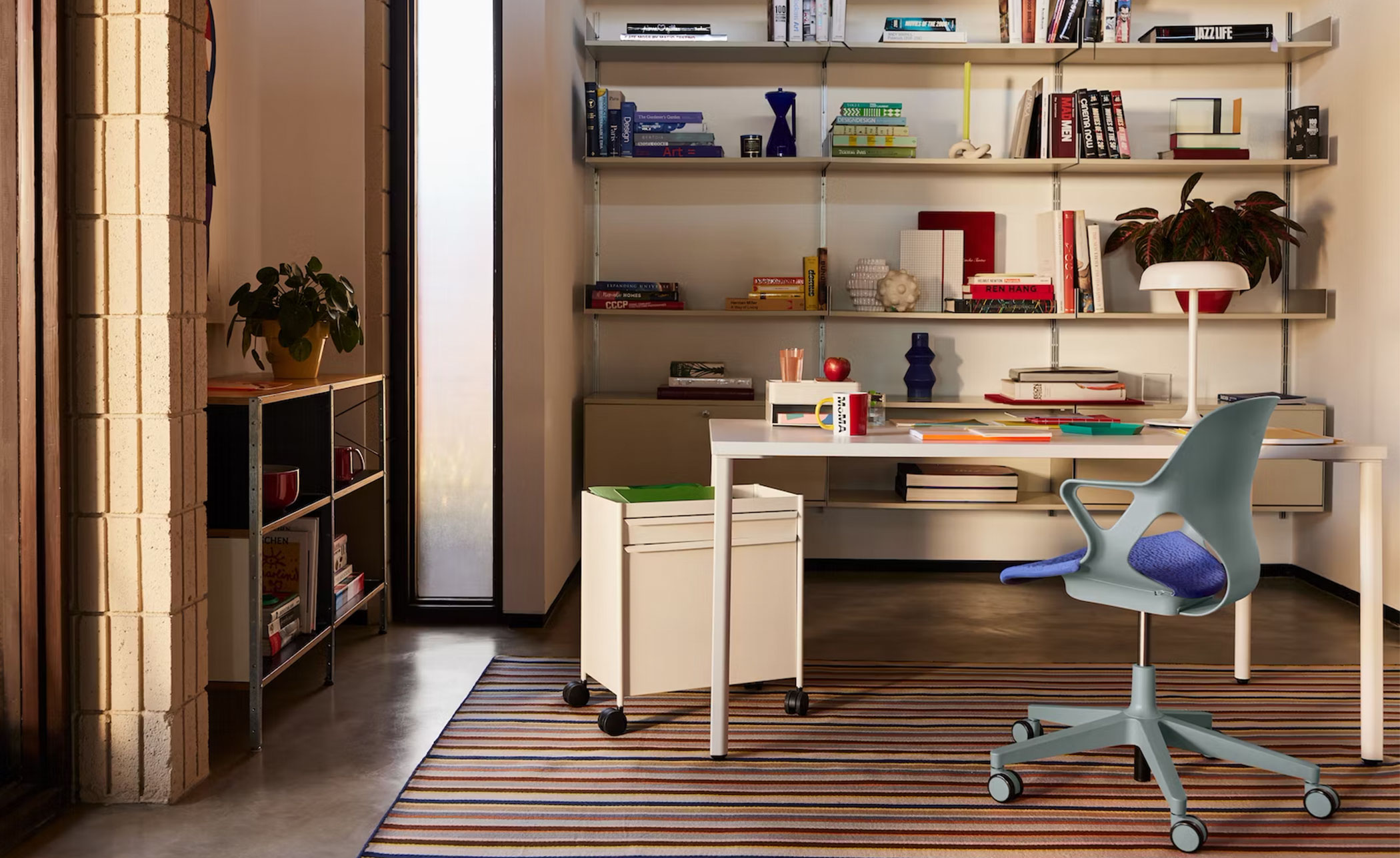 OE1 Table with Veneer Top