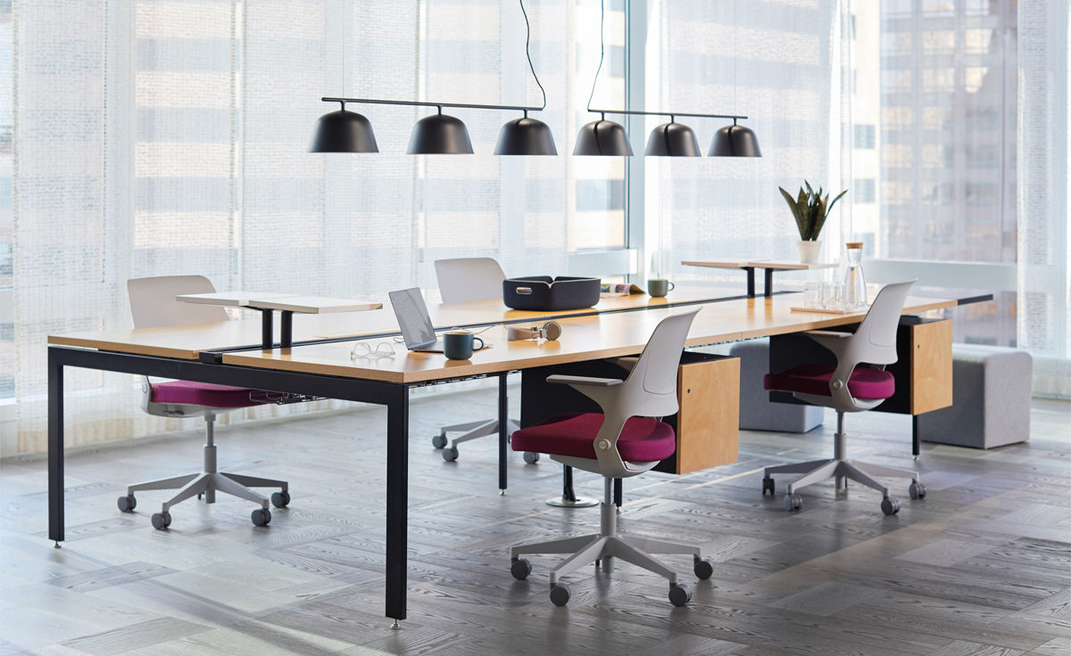 ollo light task chair with arms