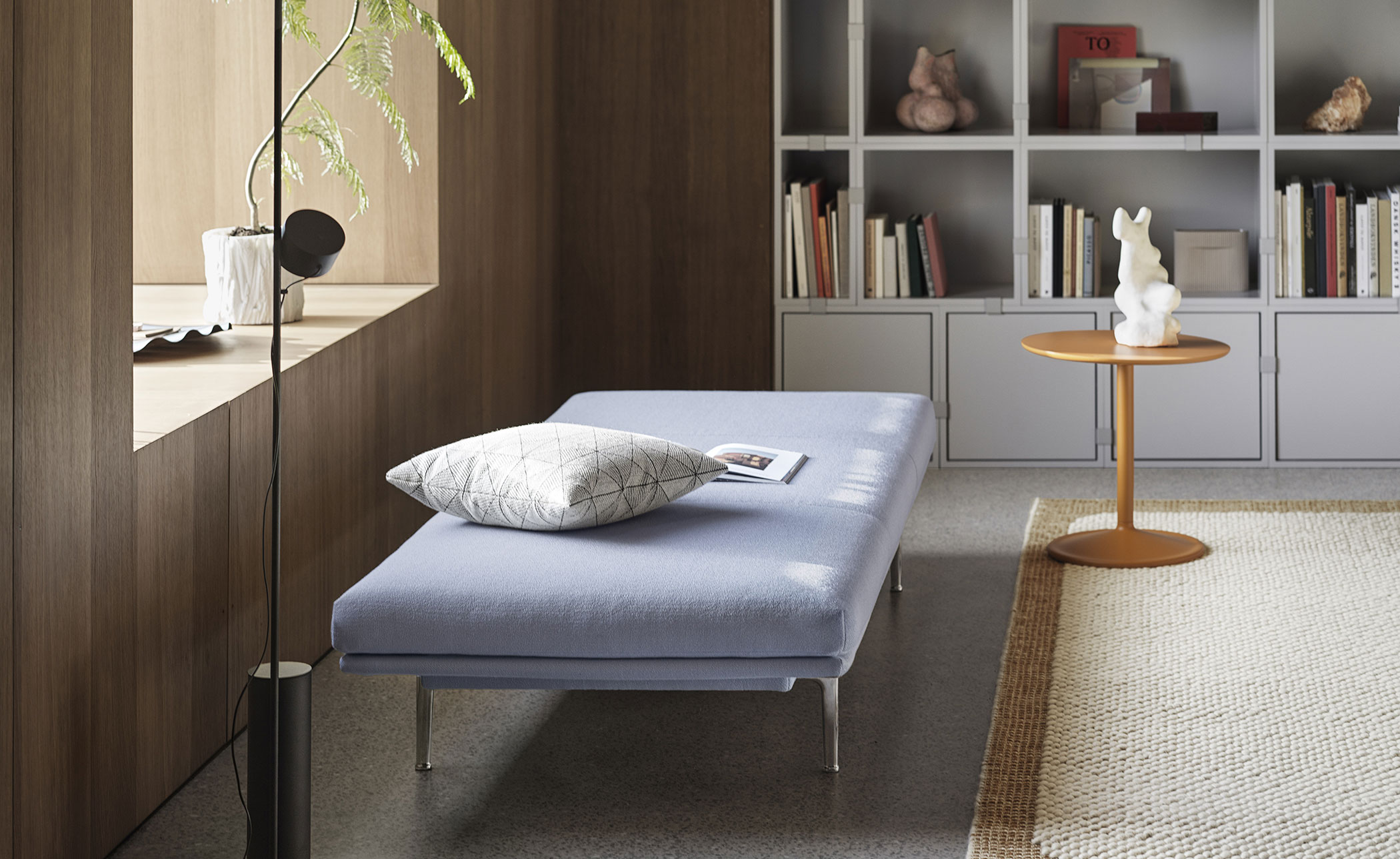 outline daybed