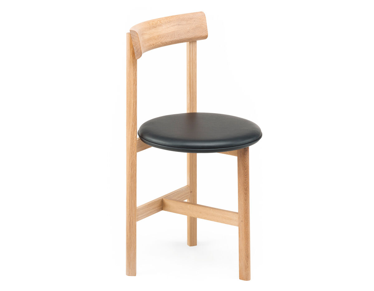 petit three leg chair 797