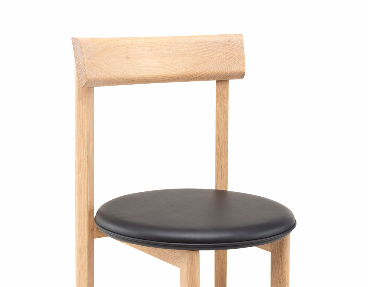 petit four leg chair 798