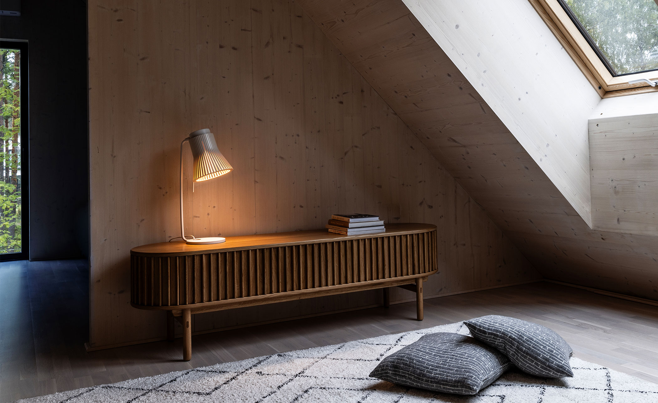 Petite Table Lamp