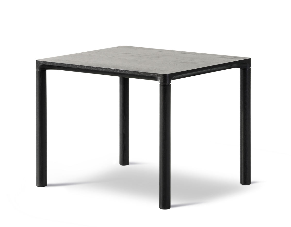 piloti side table