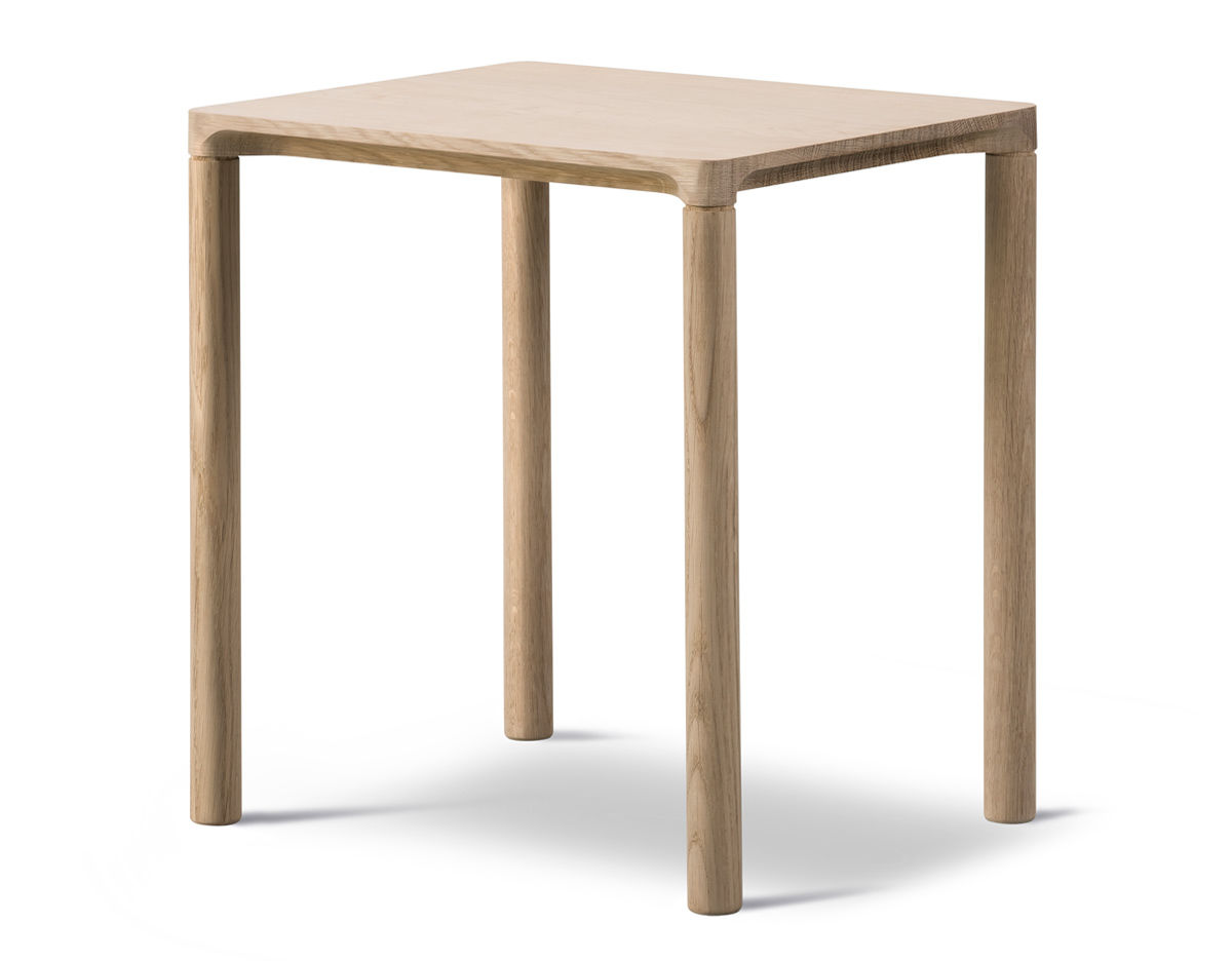 piloti side table