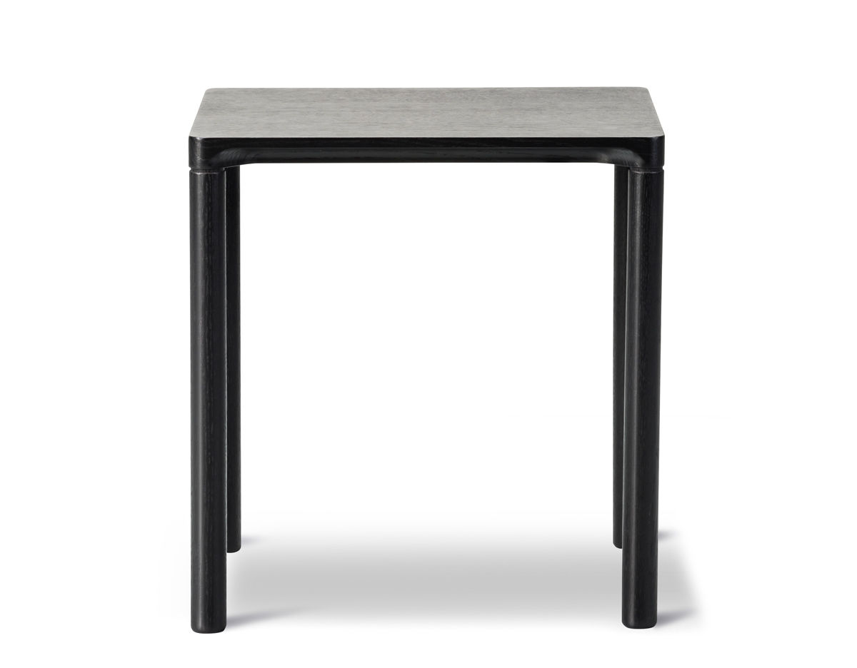 piloti side table