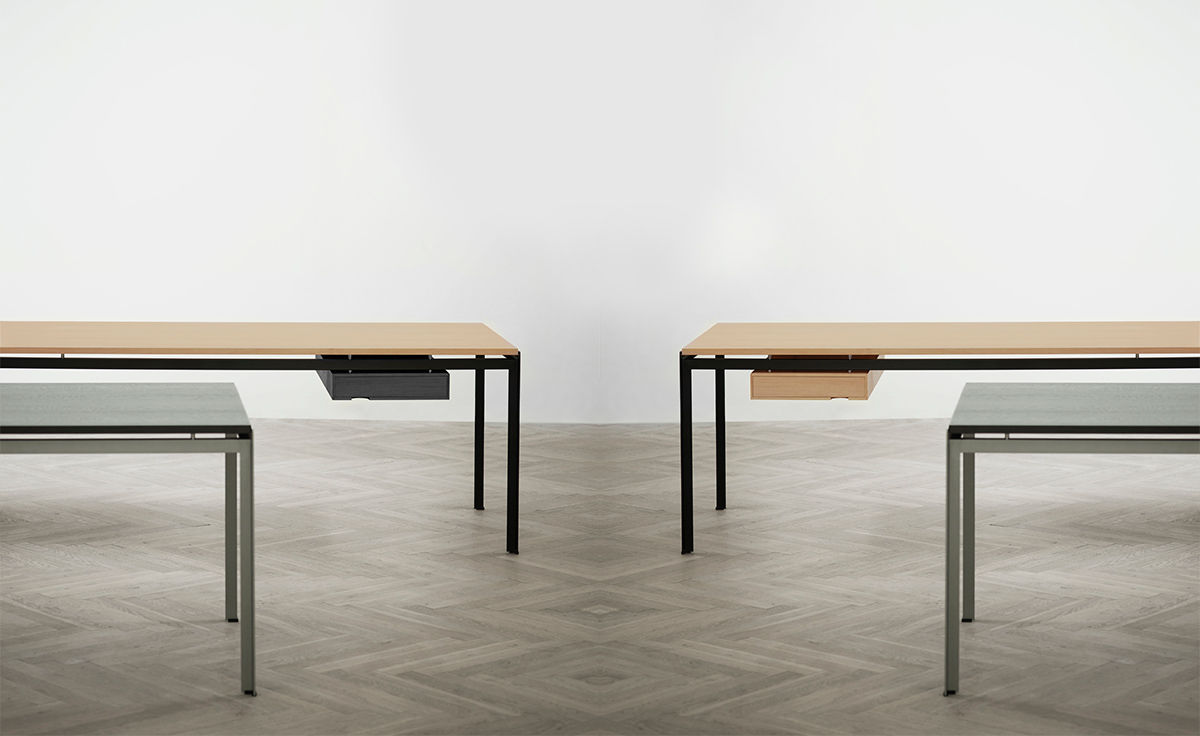 pk52 professor desk