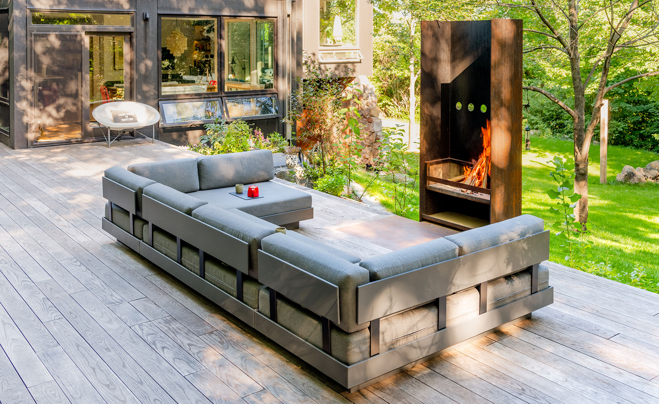 Platform One Daybed