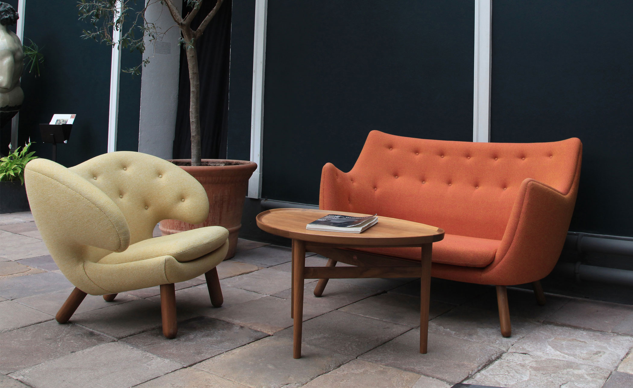 Poet Sofa