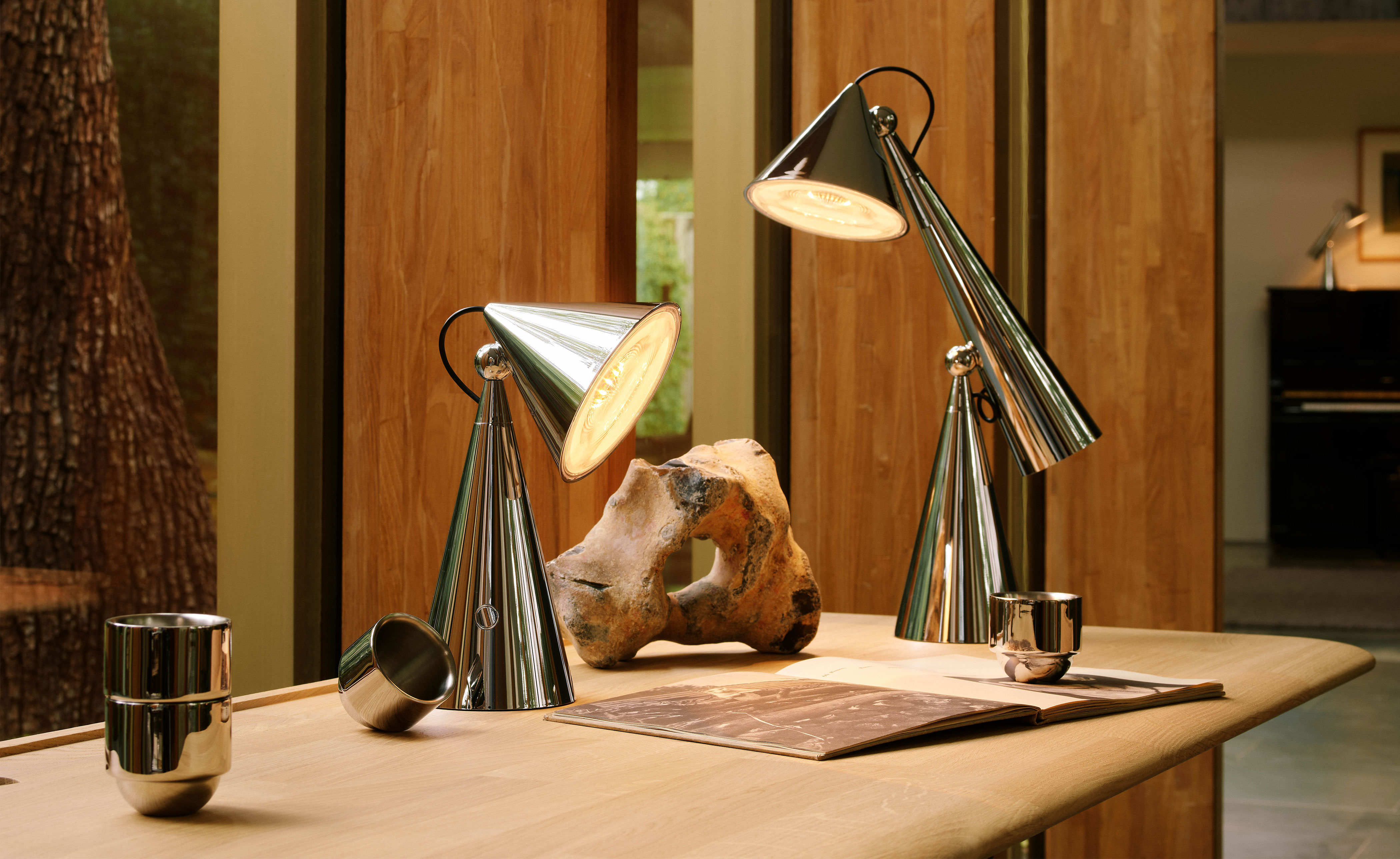 Pose Task Lamp
