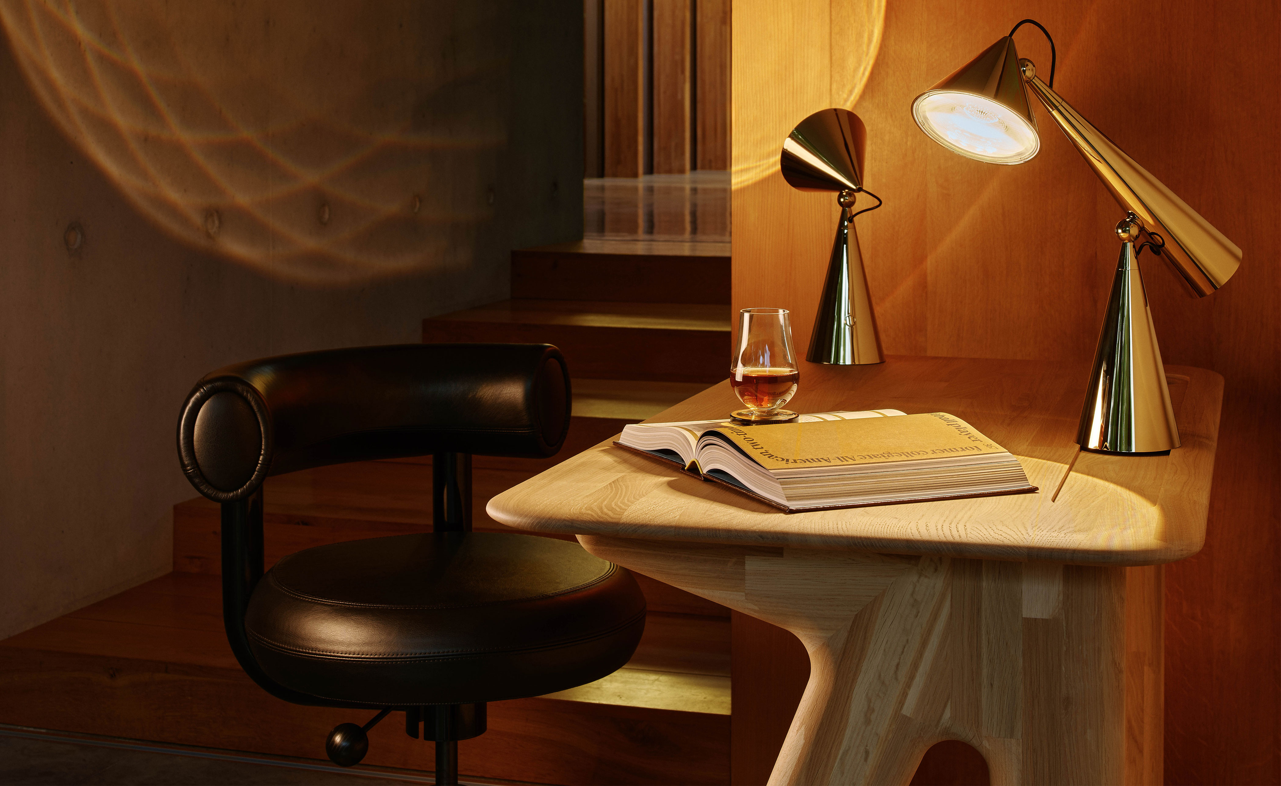 Pose Task Lamp