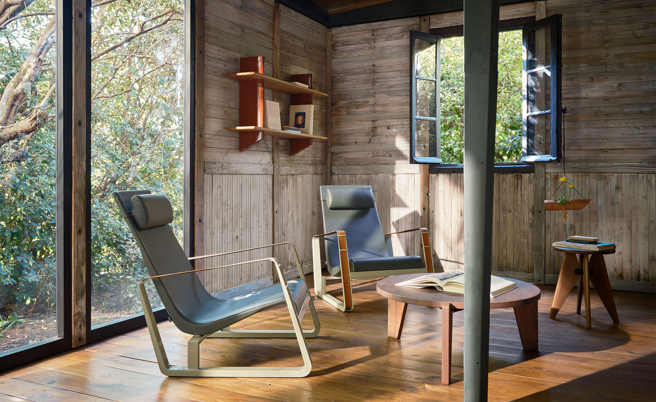 prouvé cité lounge chair