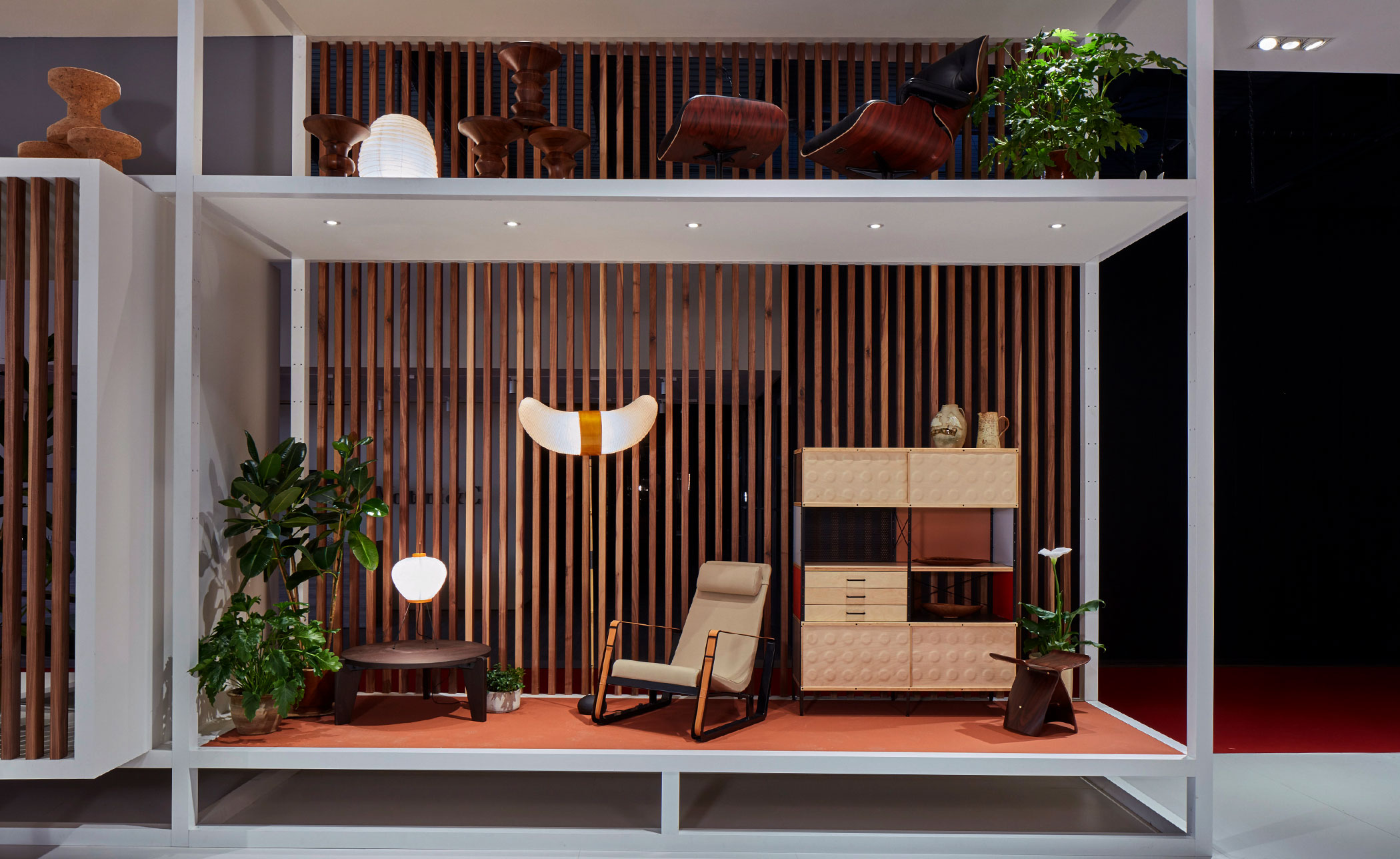 prouvé cité lounge chair