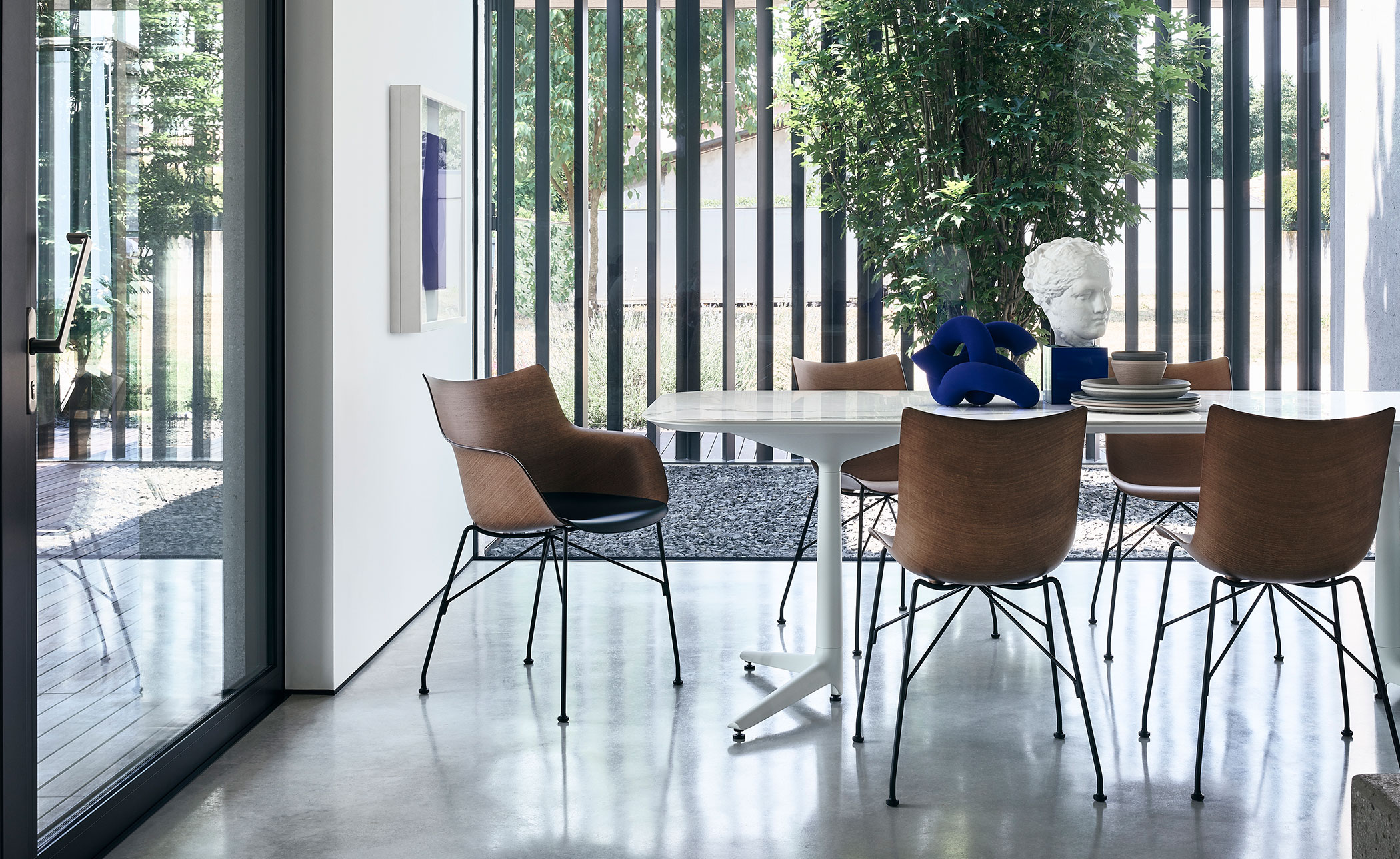q/wood armchair