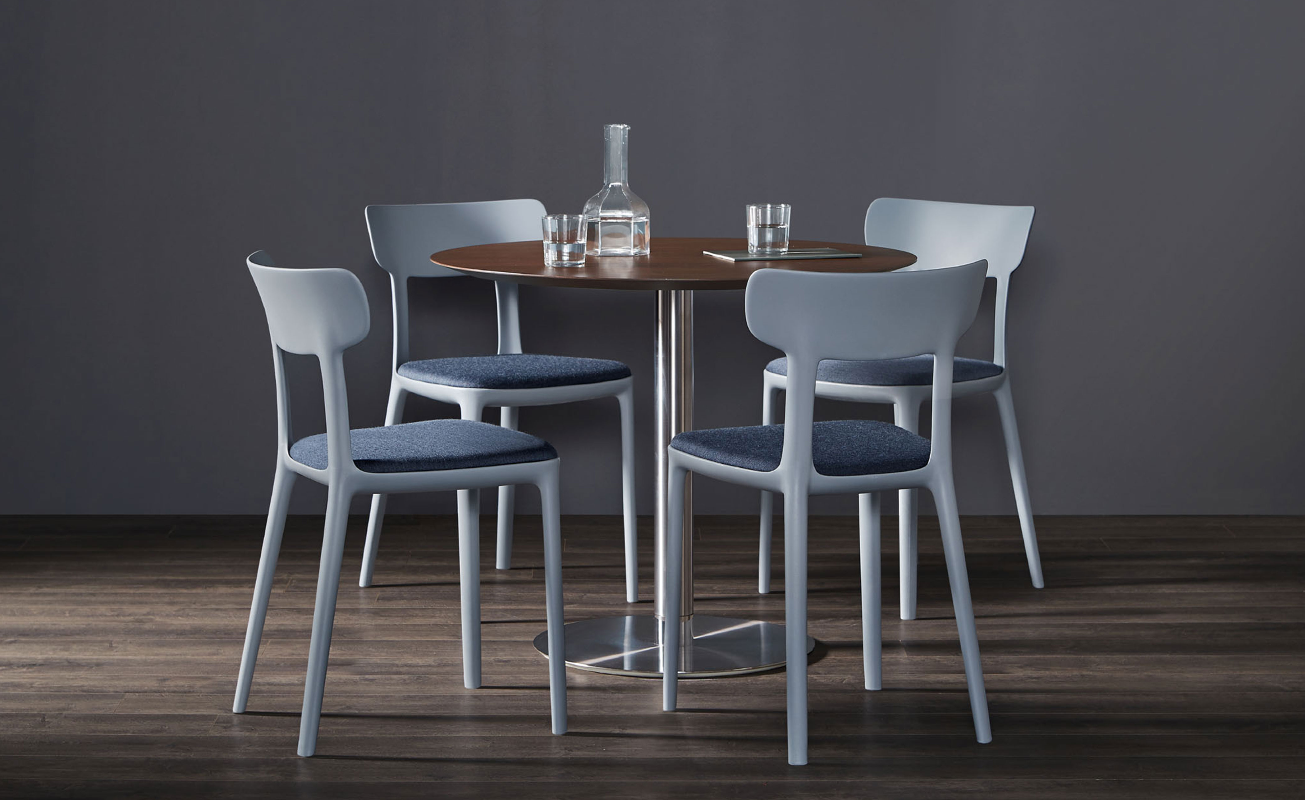 Queue Dining Chair