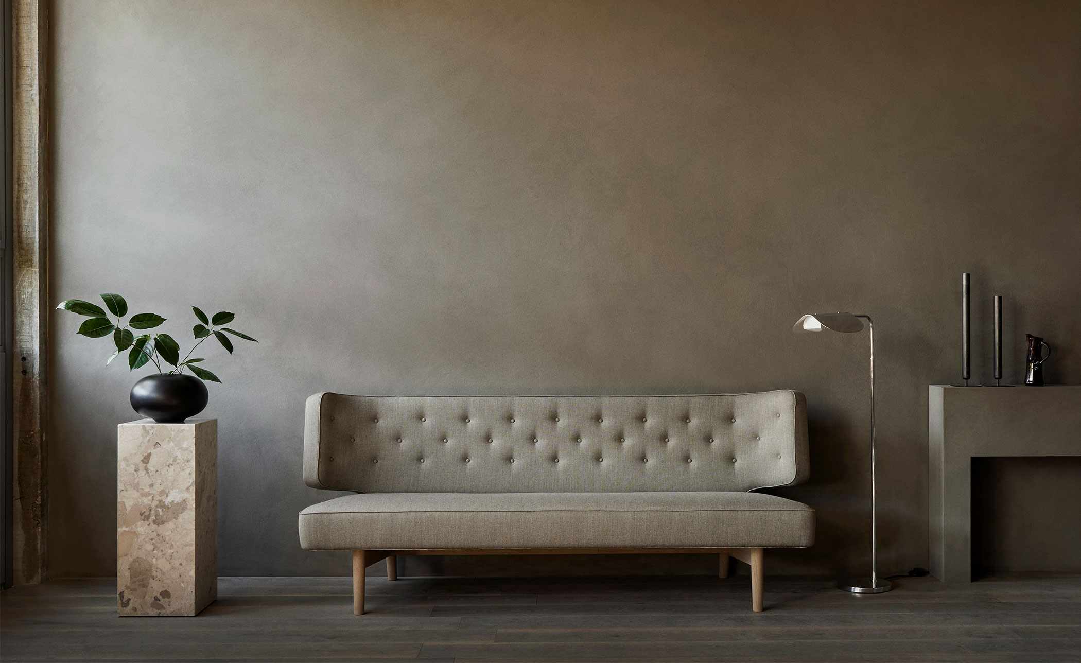 Radiohus P2 Sofa