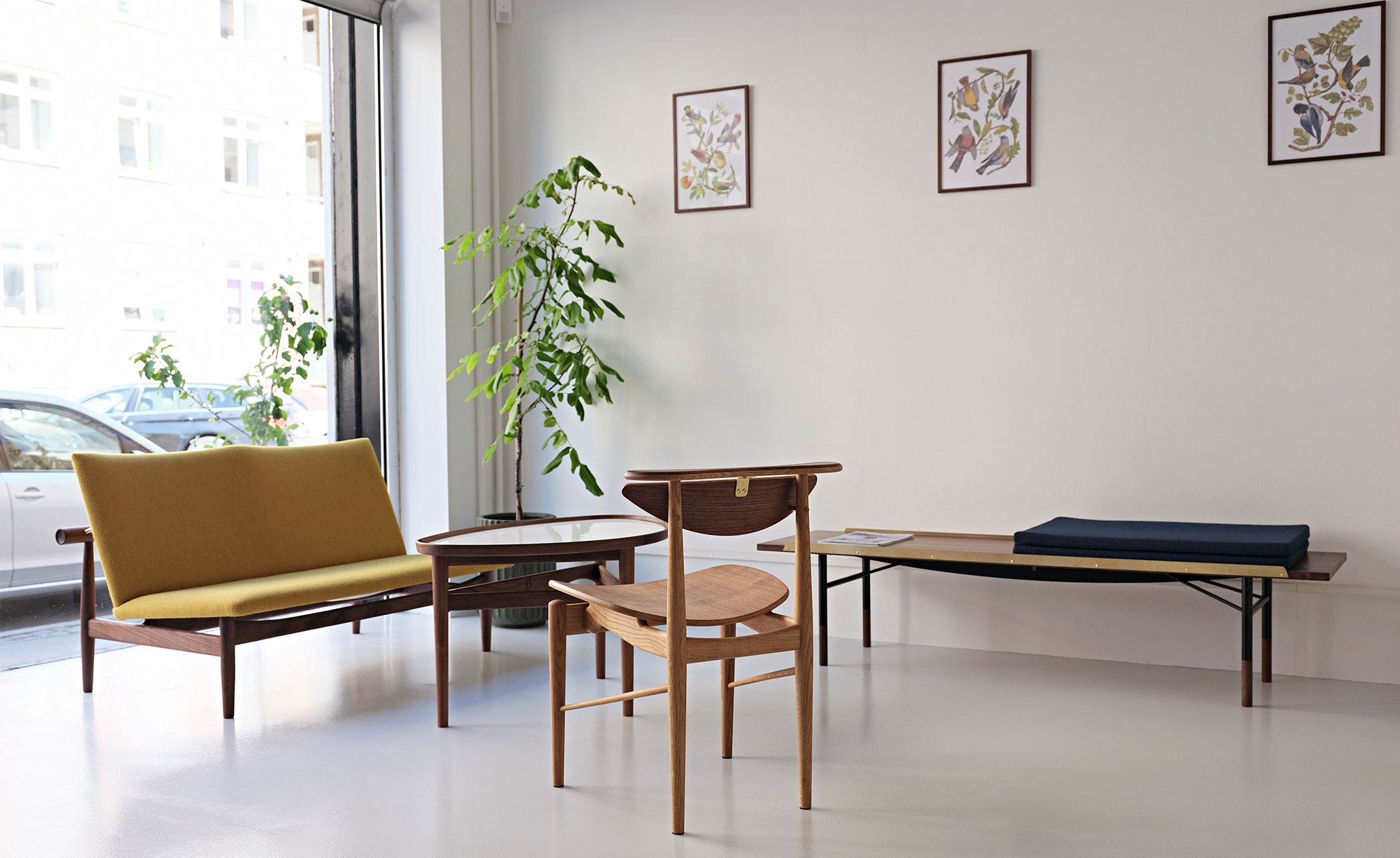 Reading Chair with wood seat