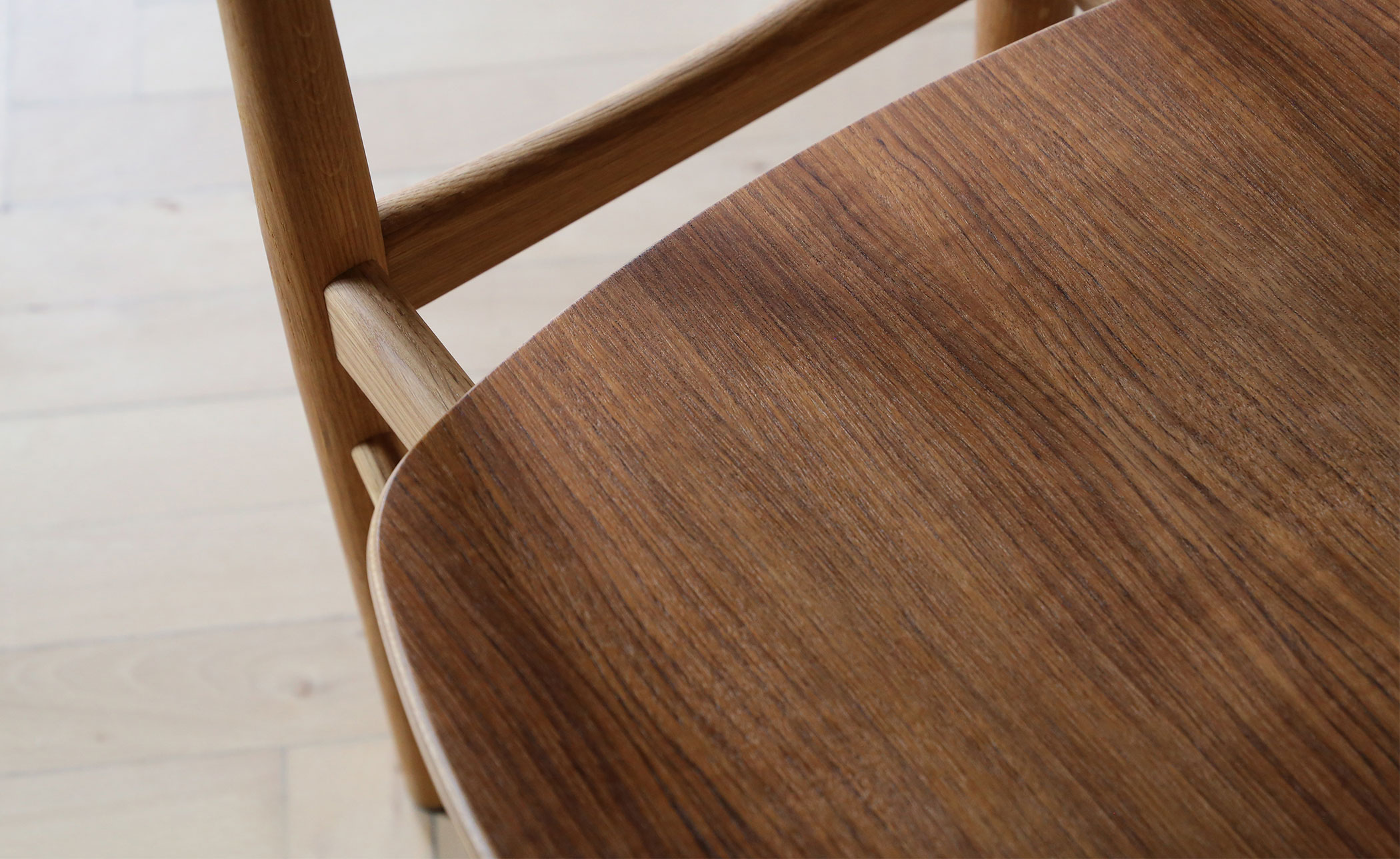 Reading Chair with wood seat