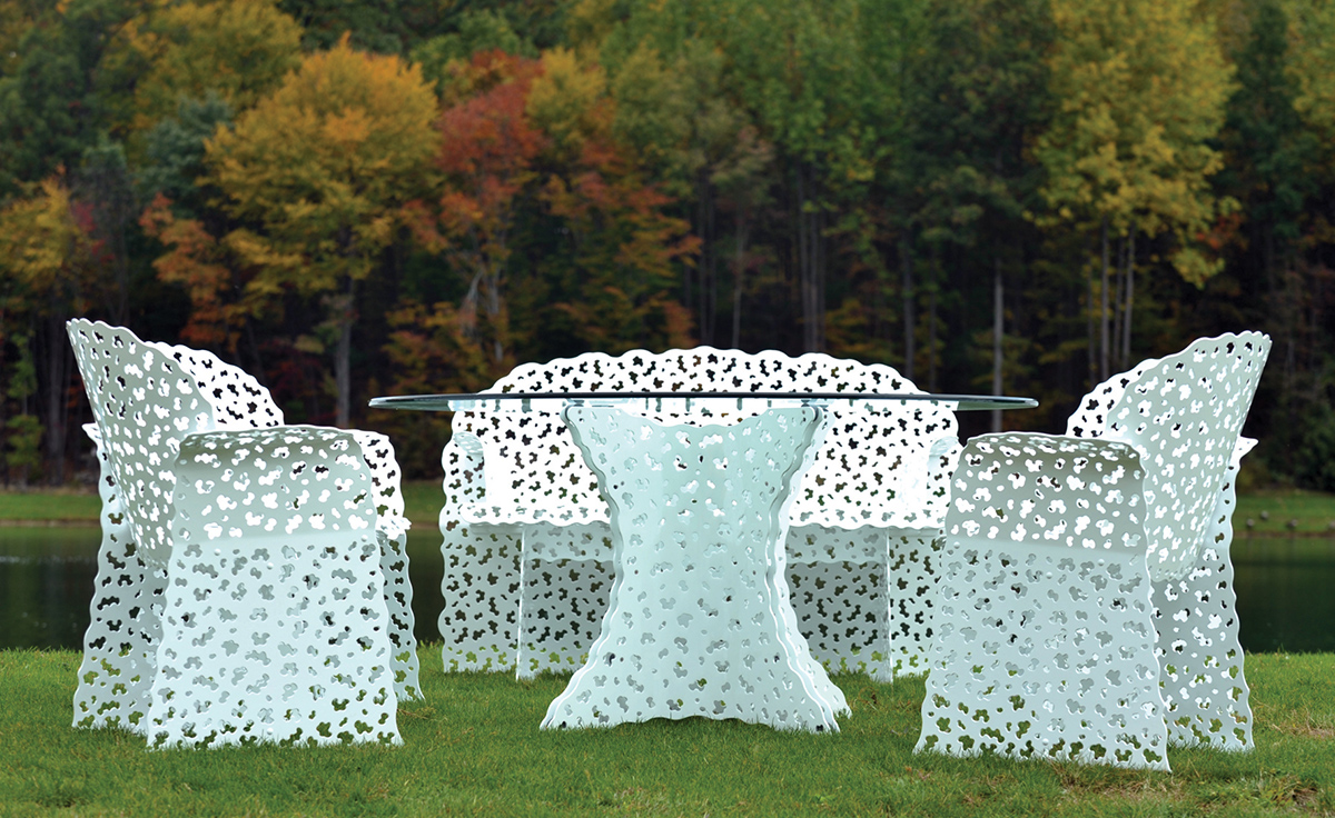 richard schultz topiary&reg; bench