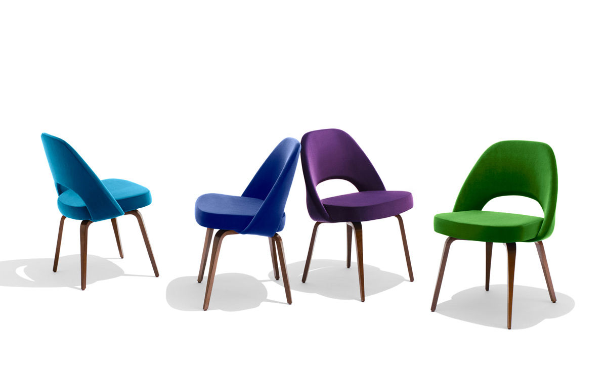 saarinen executive side chair with wood legs