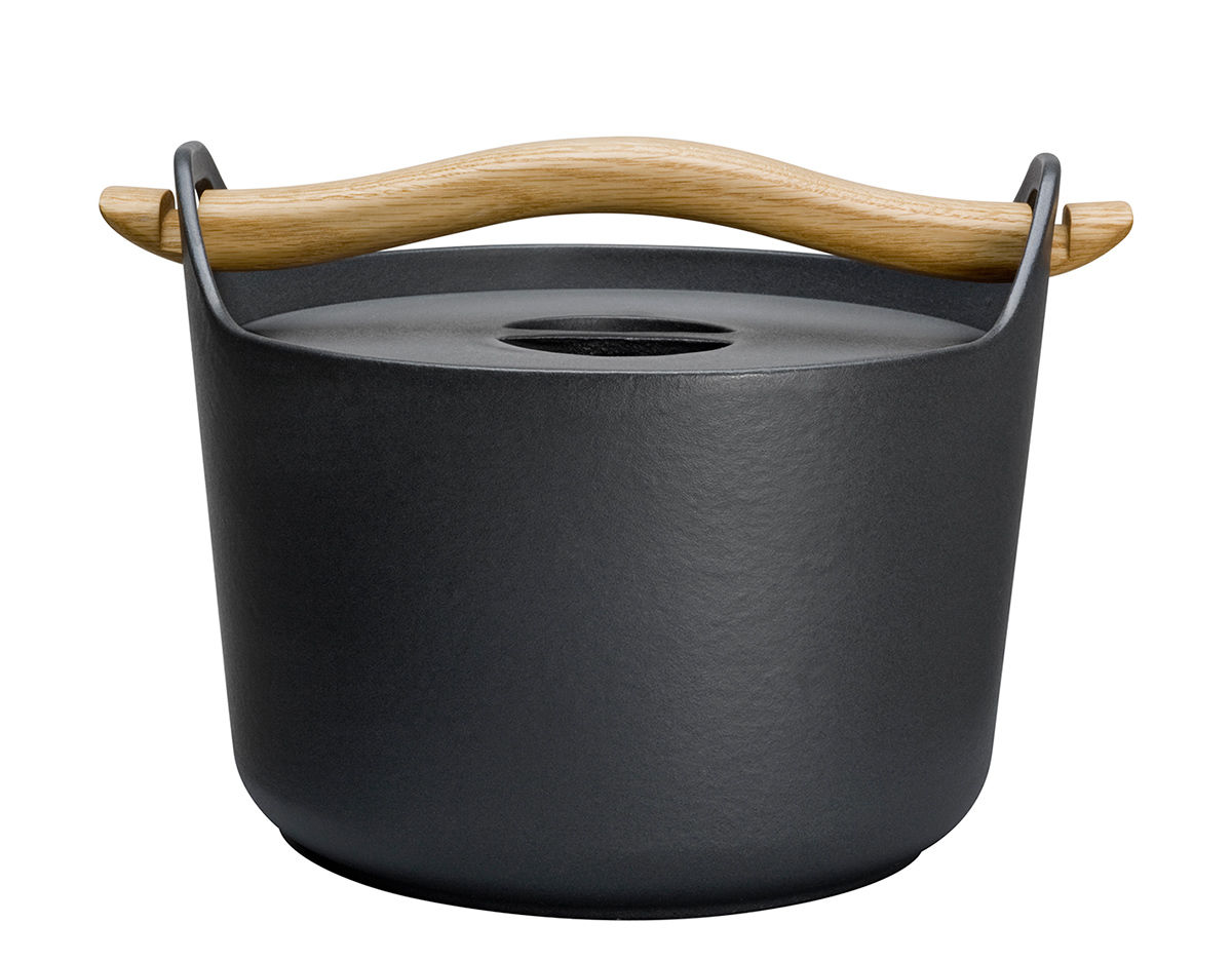 sarpaneva cast iron pot