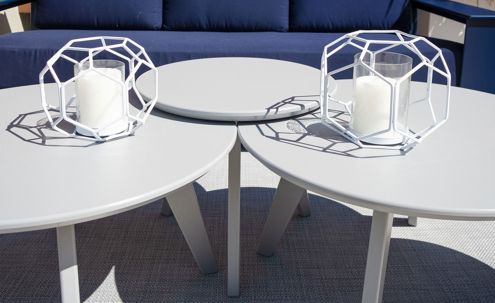 Satellite Round End Table 18 inch