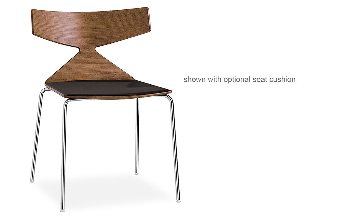 saya chair with metal legs