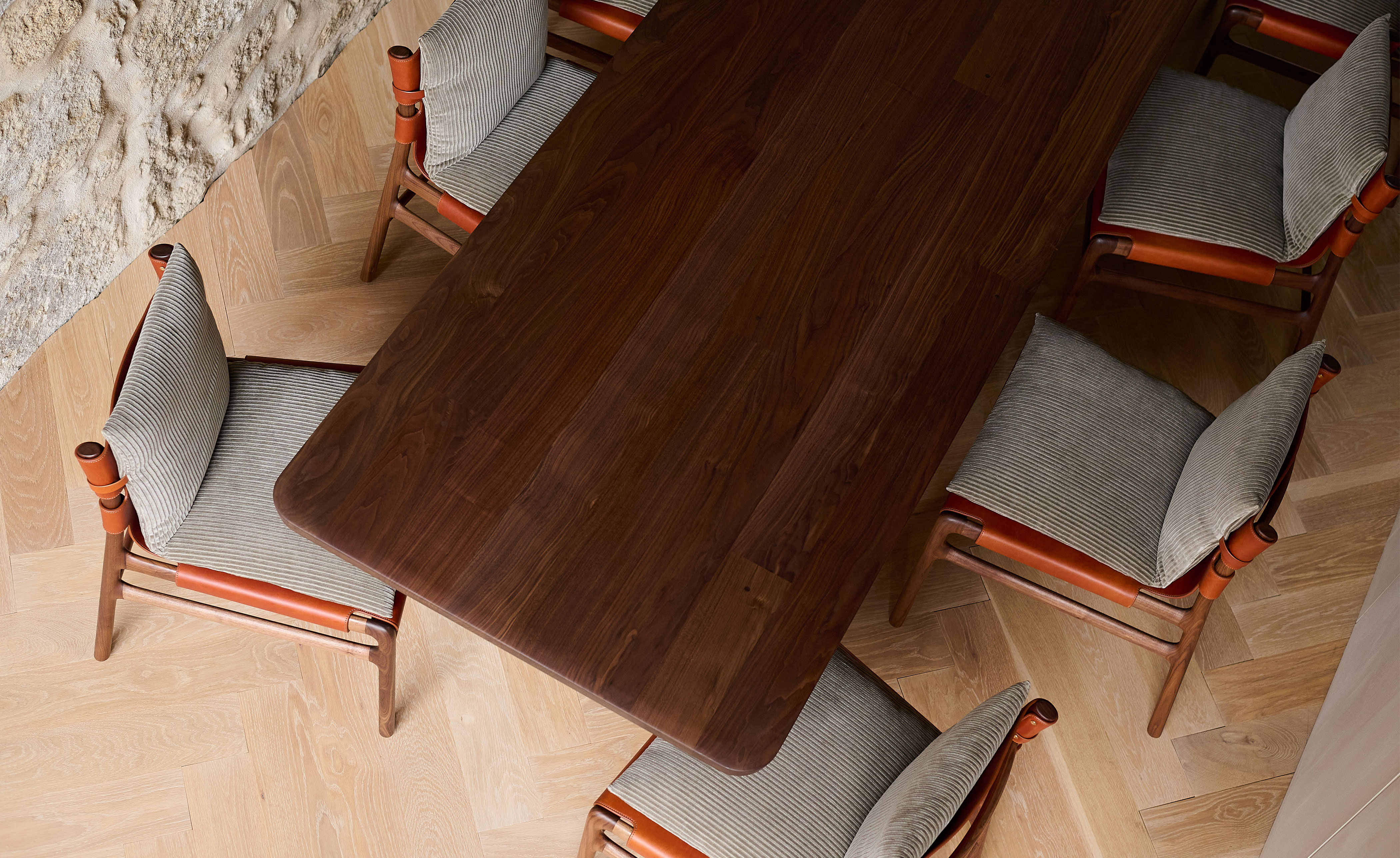 Sela Dining Chair