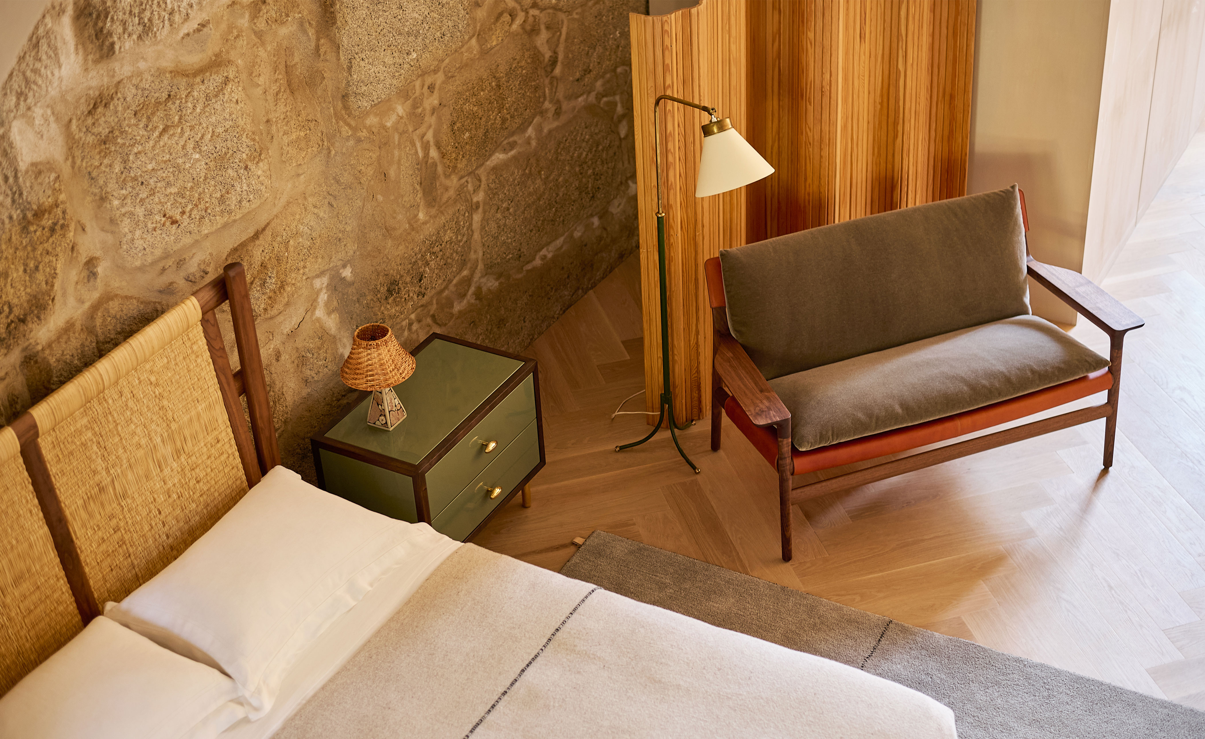 Sela Sofa with narrow arms