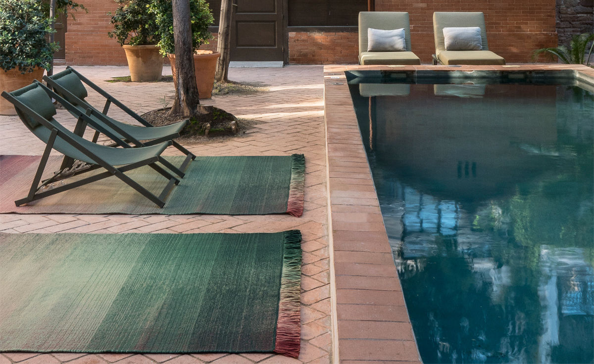 shade outdoor rug