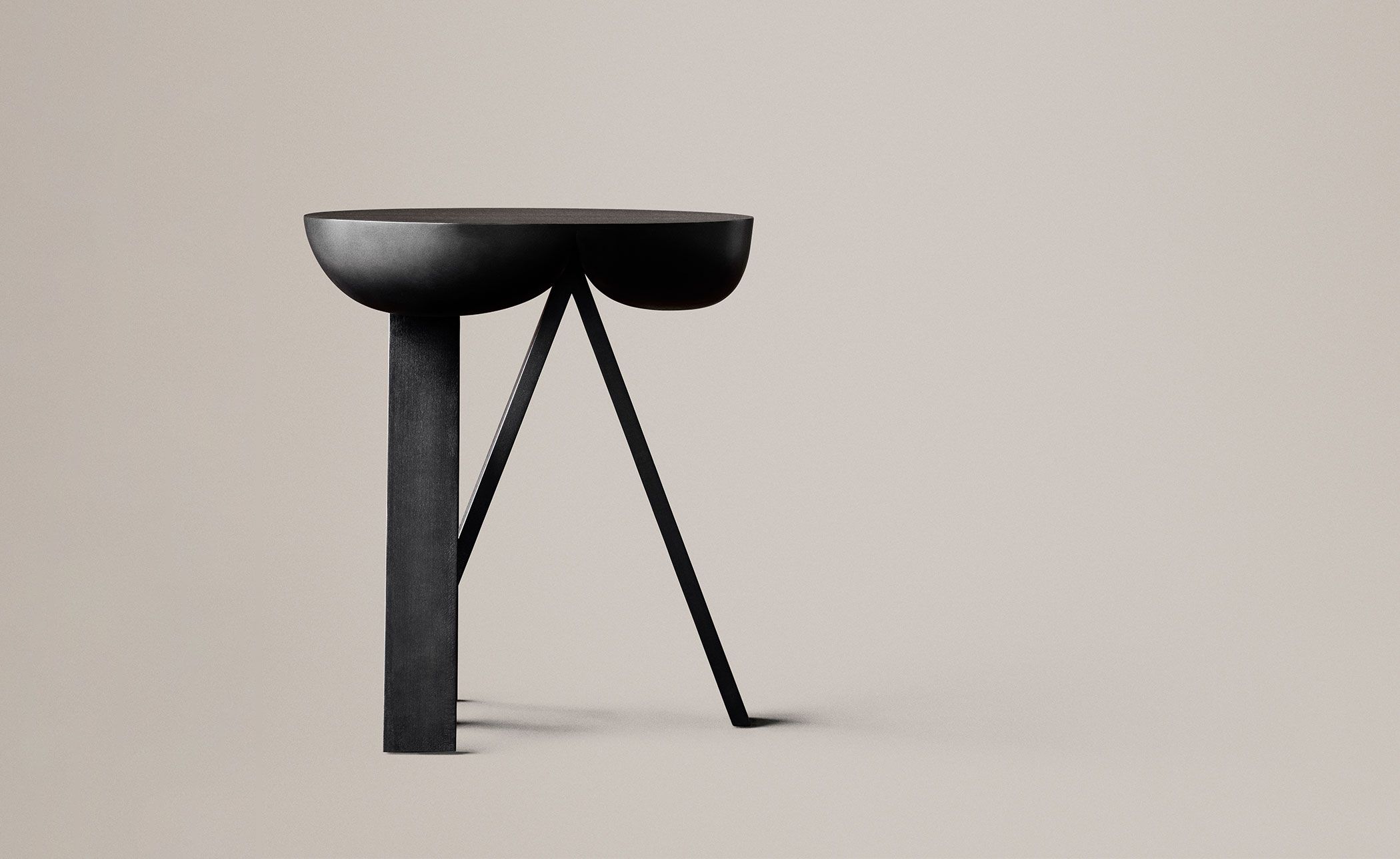 PlueerSmitt Side Table no. 2