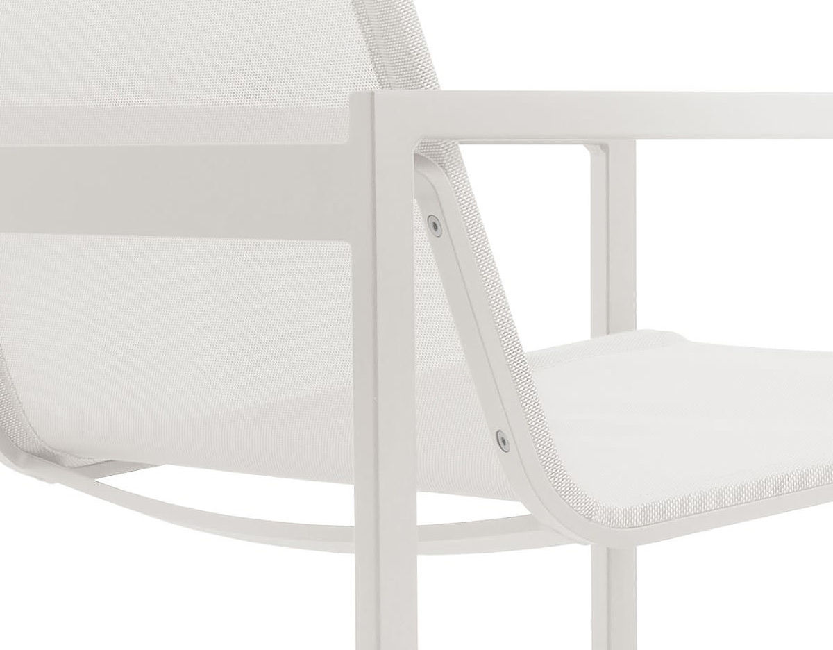 skiff outdoor lounge chair