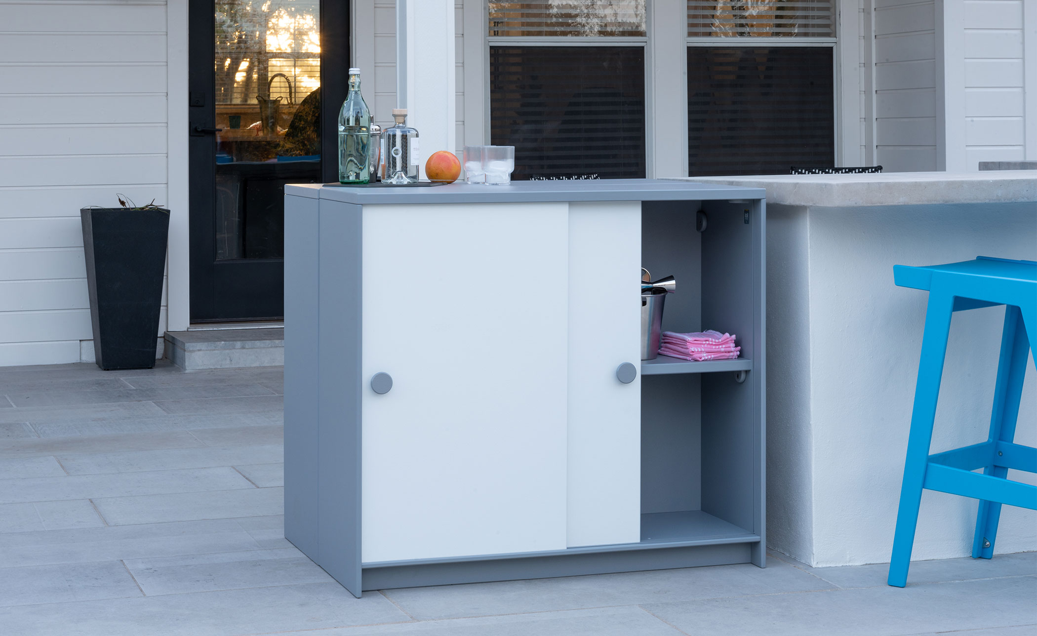 Slider Cabinet