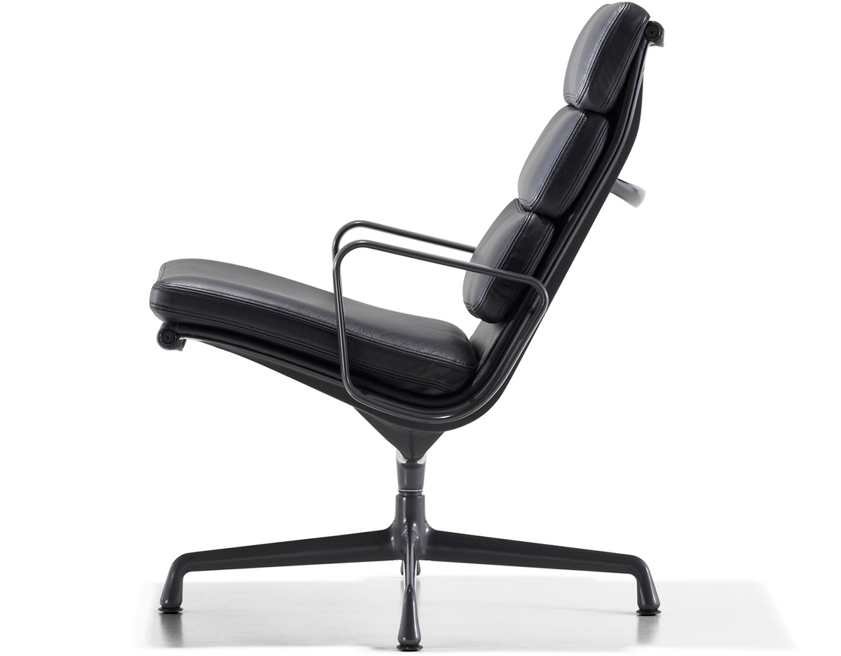 eames&reg; soft pad group lounge chair
