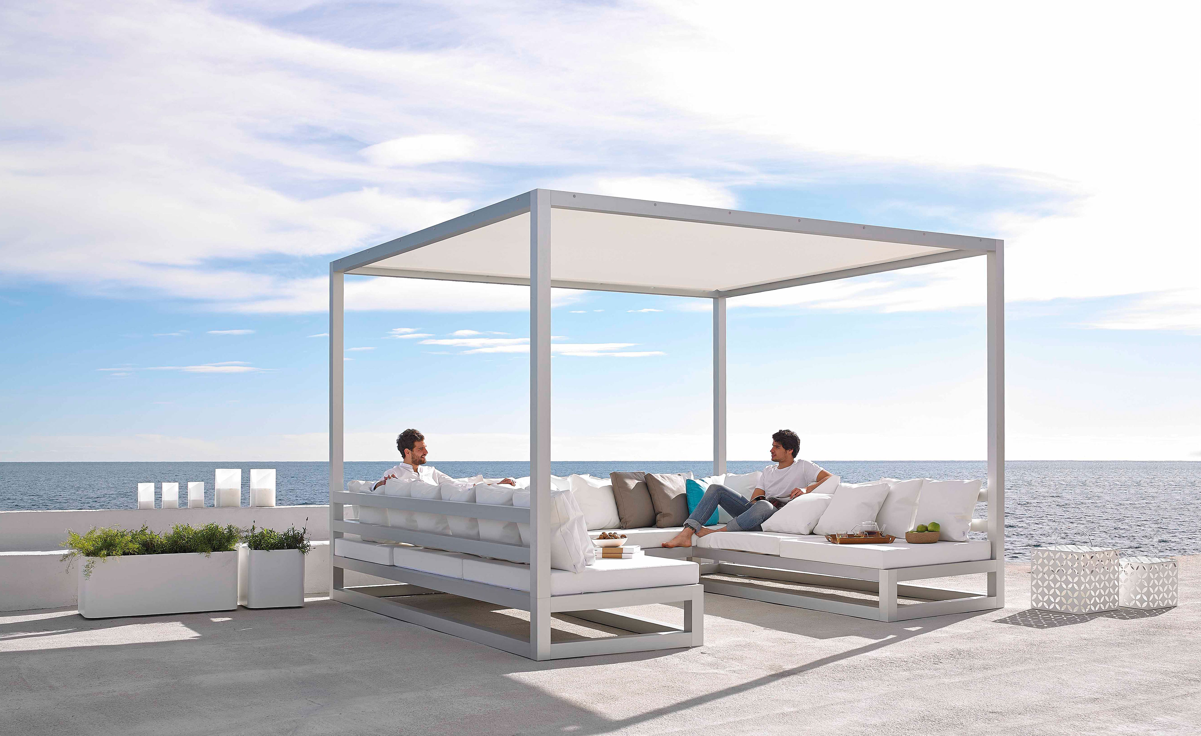 Sonora Planter