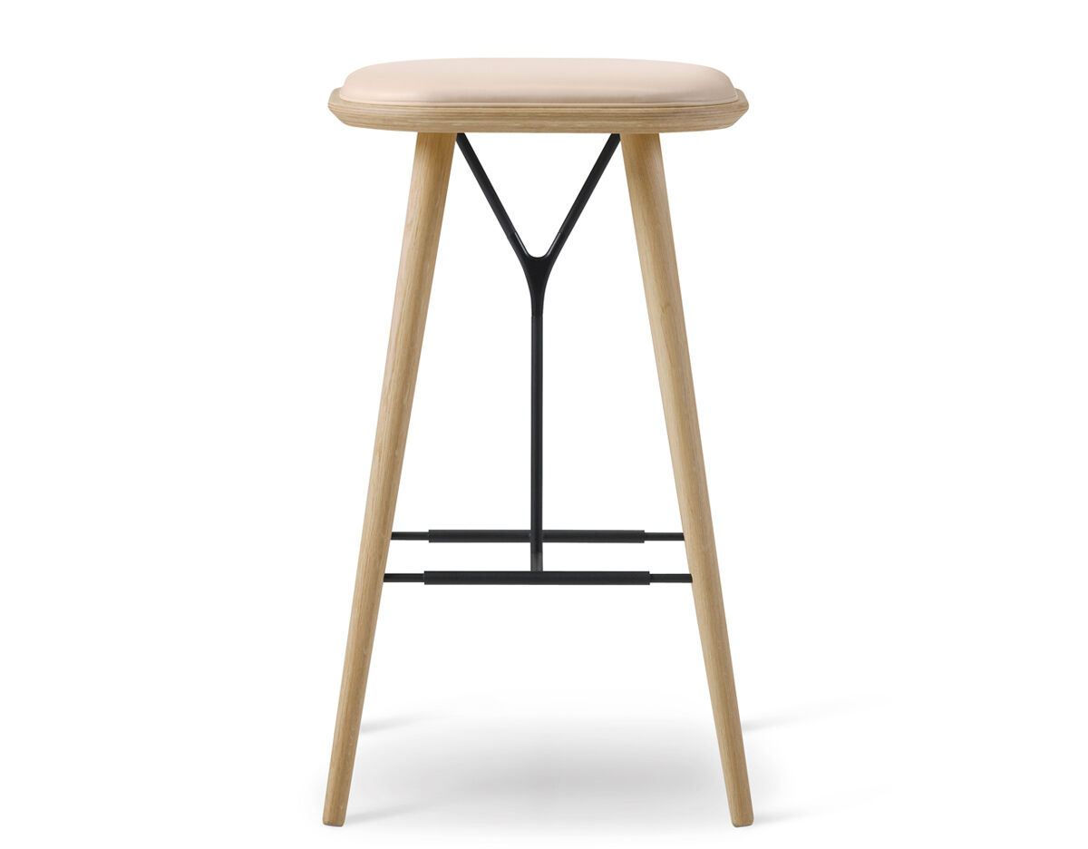 spine wood base stool