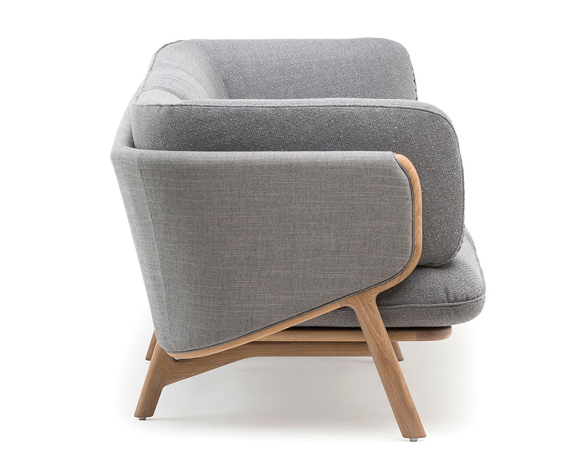 stanley 3 seat sofa 102l